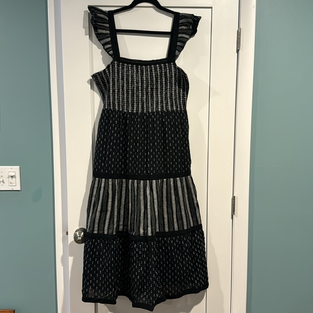 Vineyard Vines Black and White Midi Dress